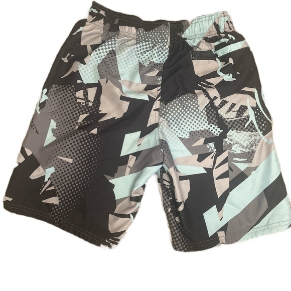 Nike Boy's Drift Graffiti Breaker Swim Trunks Sz XL - Picture 2 of 3